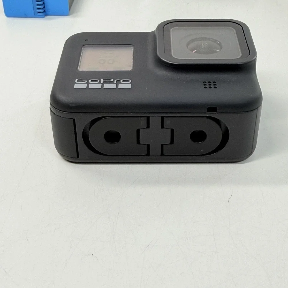 GoPro HERO8 Black 4K Action Camera - Batteries Charger 256GB SD Card Cable Mount